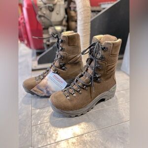 Kenetrek Wildland Boots (KE-420-WF), Men’s 8.5, Brown, New with Tags